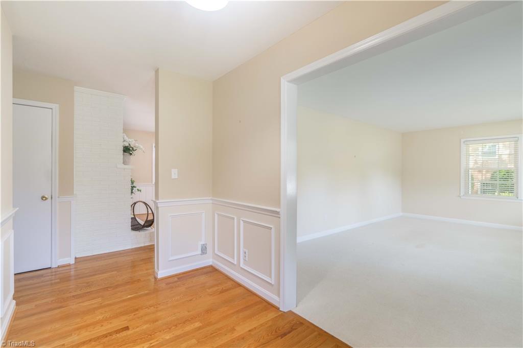 2910 Hope Valley Road Property Photo 7