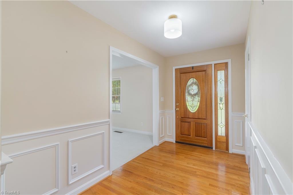 2910 Hope Valley Road Property Photo 8