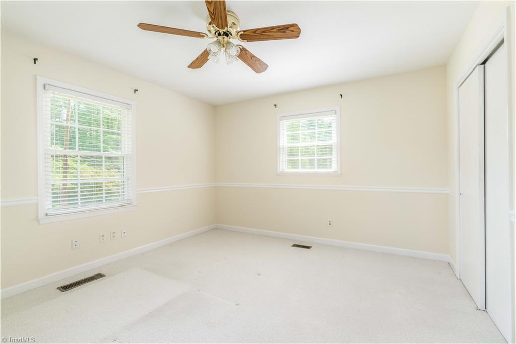 2910 Hope Valley Road Property Photo 24