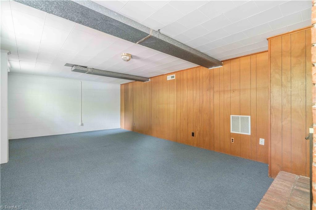2910 Hope Valley Road Property Photo 27