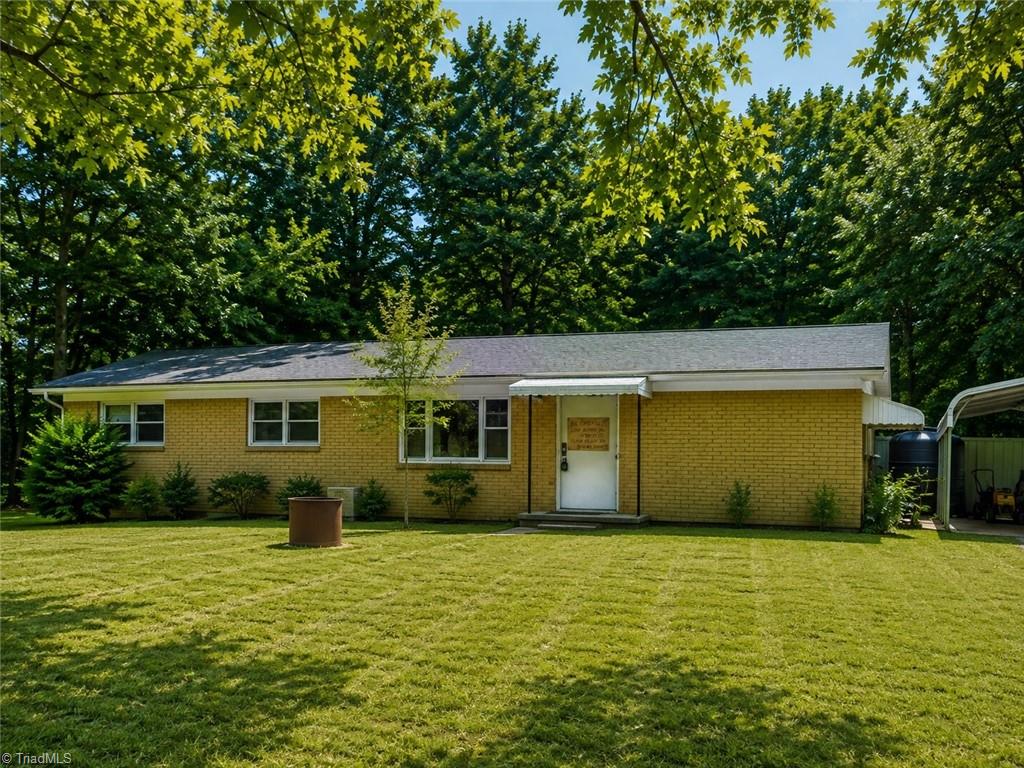 2725 Nc Highway 109 Property Photo 1