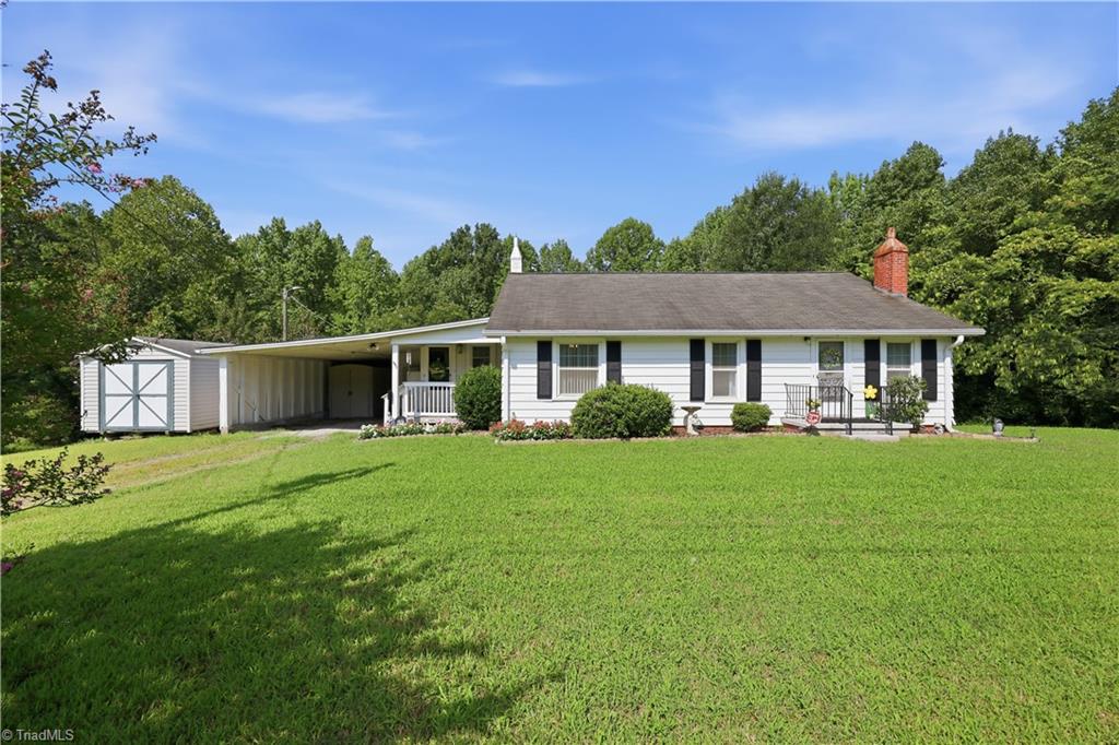 1816 Sechrest Circle Property Photo 1
