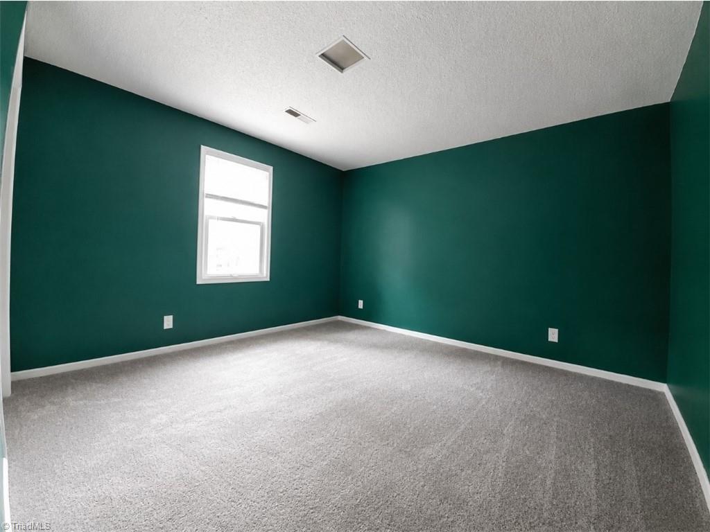 4804 Whisper Oak Drive Property Photo 12