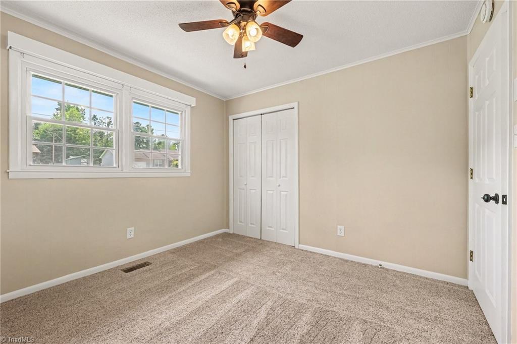 3848 Hillsdale Park Drive Property Photo 17