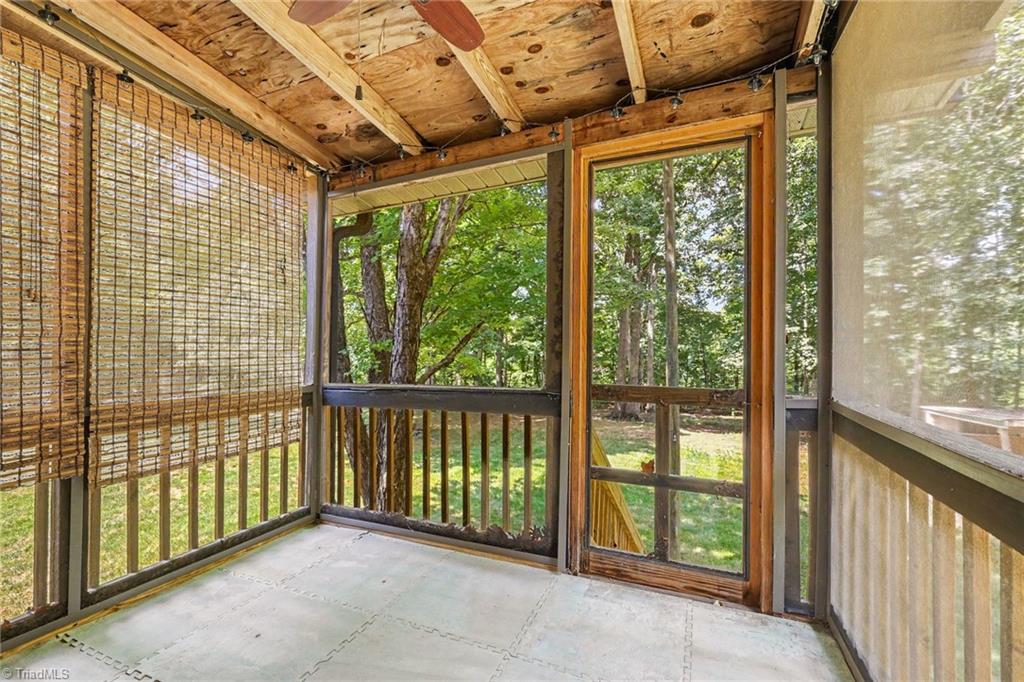 3848 Hillsdale Park Drive Property Photo 23