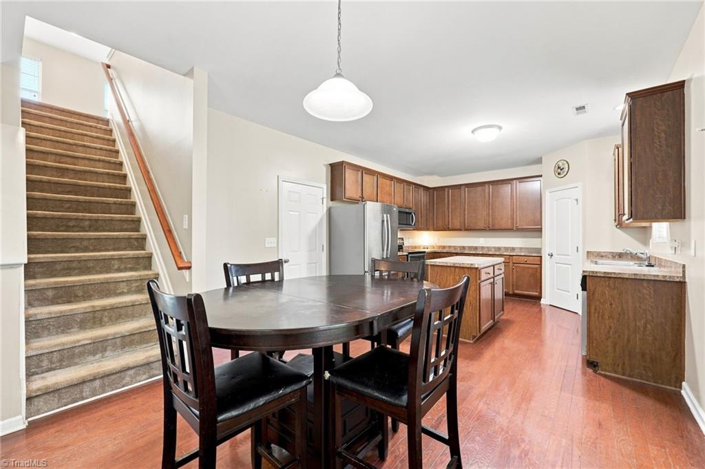 1103 Southwind Court Property Photo 11