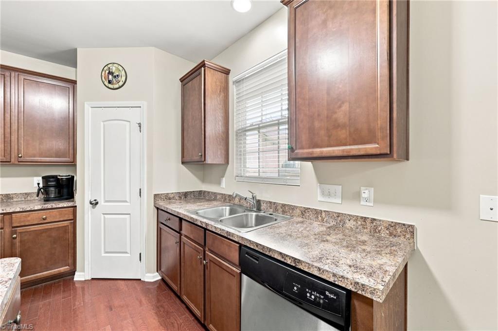 1103 Southwind Court Property Photo 14