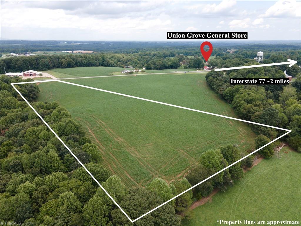 11ac W Memorial Highway Property Photo 1