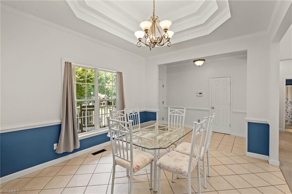 7702 Perthshire Drive Property Photo 16