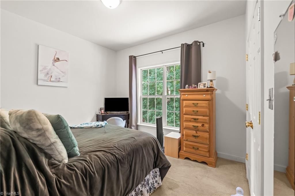 7702 Perthshire Drive Property Photo 21