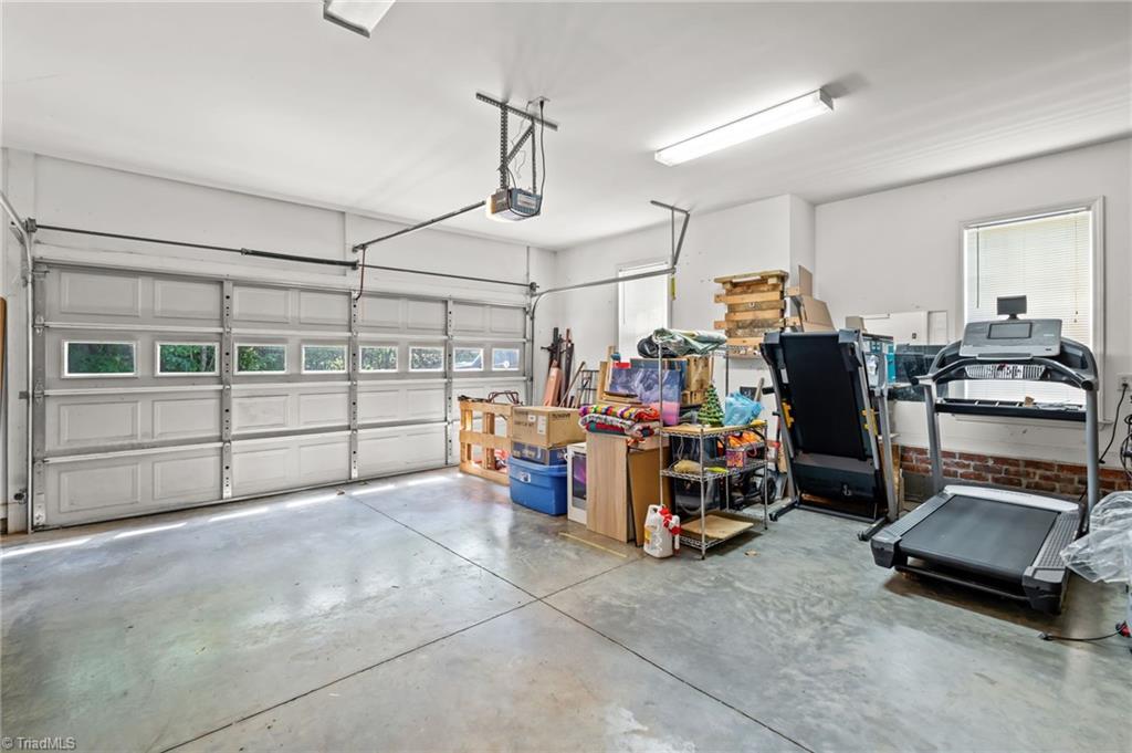 7702 Perthshire Drive Property Photo 36