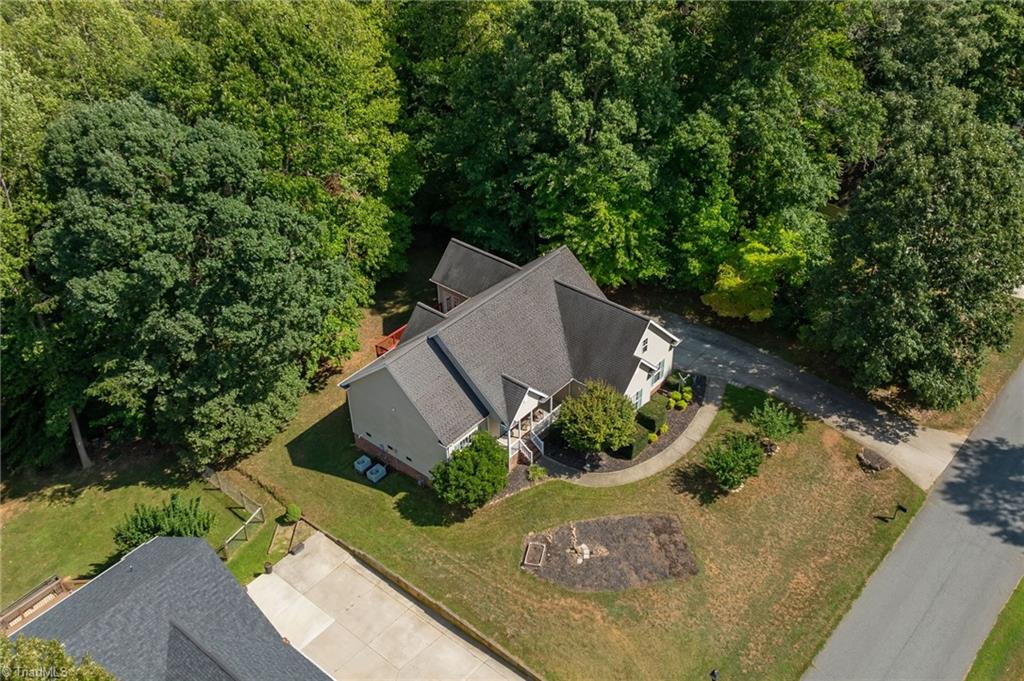 7702 Perthshire Drive Property Photo 43