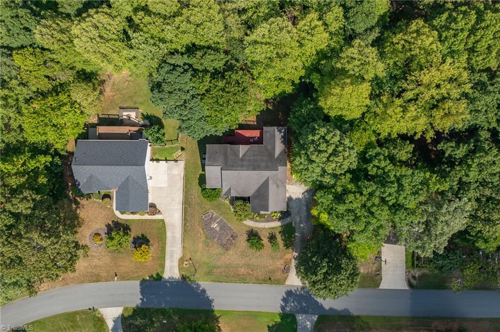 7702 Perthshire Drive Property Photo 45
