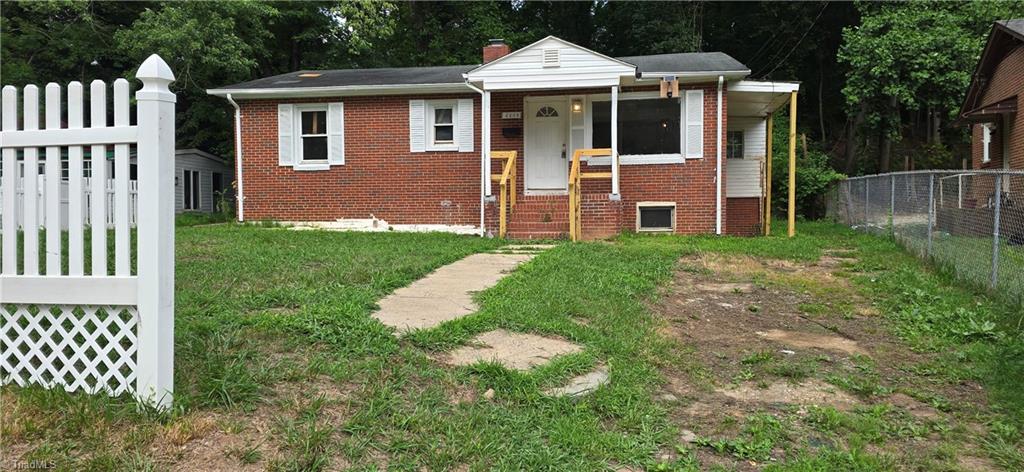 2219 Manchester Street Property Photo 3