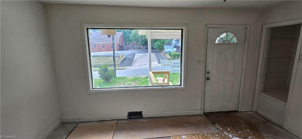 2219 Manchester Street Property Photo 25