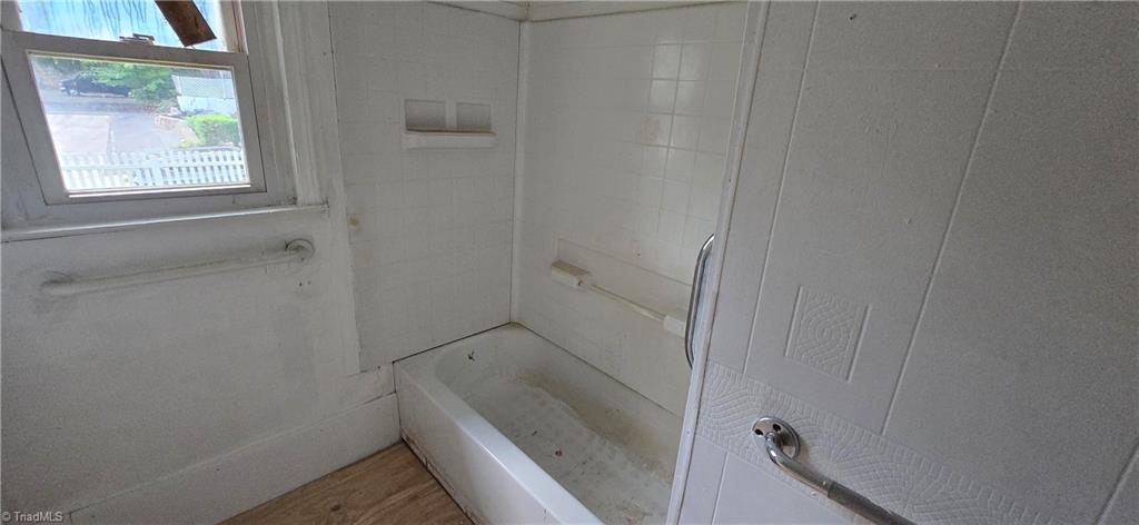 2219 Manchester Street Property Photo 29
