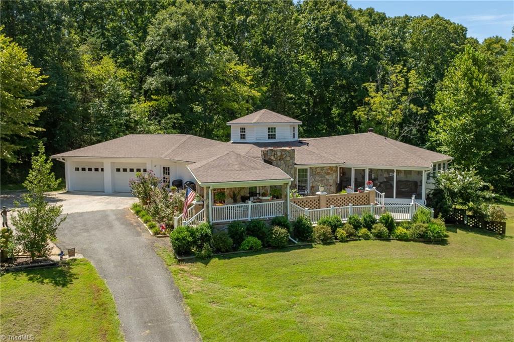 1332 Bethesda Road Property Photo 2