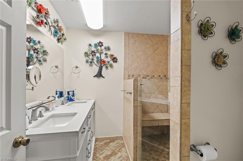 1332 Bethesda Road Property Photo 19