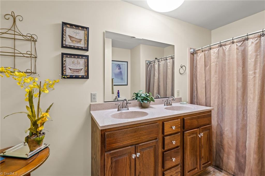 1332 Bethesda Road Property Photo 25