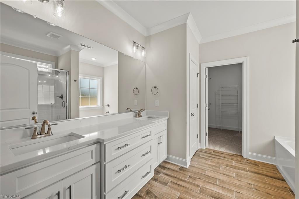 267 Cool Run Property Photo 18