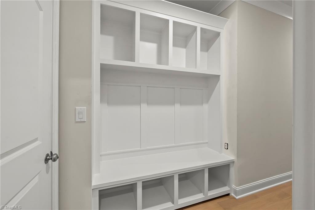 267 Cool Run Property Photo 23