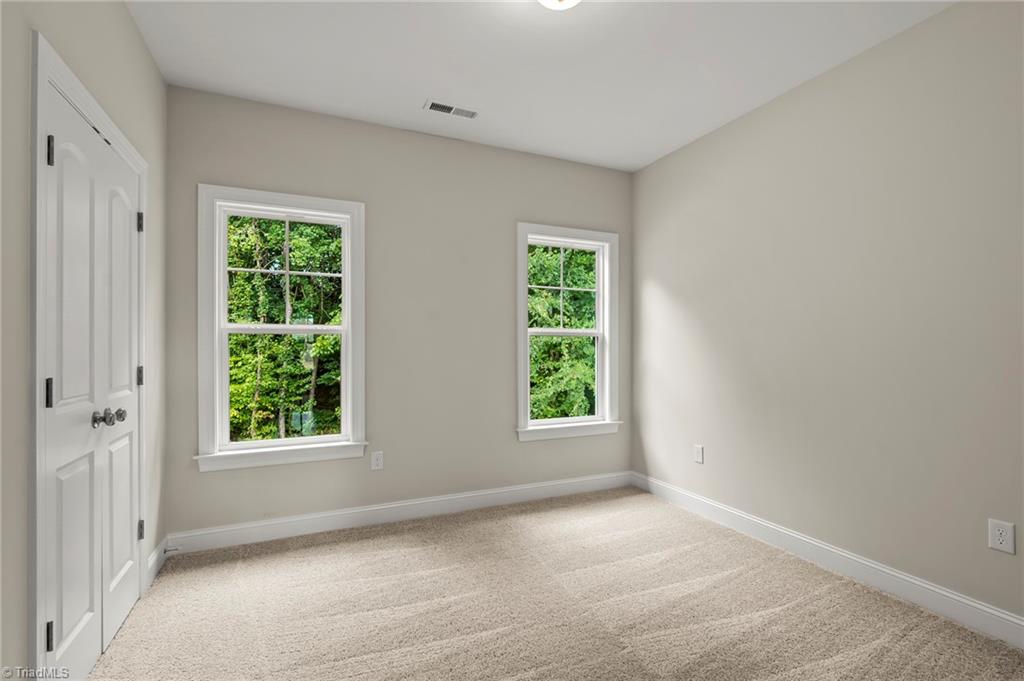 267 Cool Run Property Photo 32