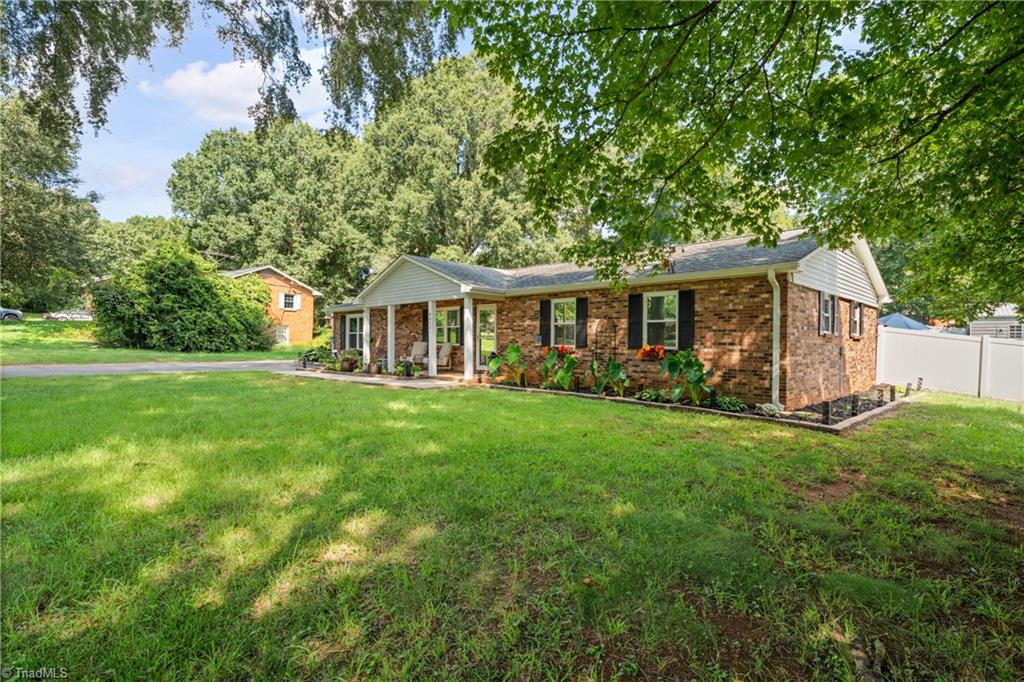 4611 Bridle Path Property Photo 7