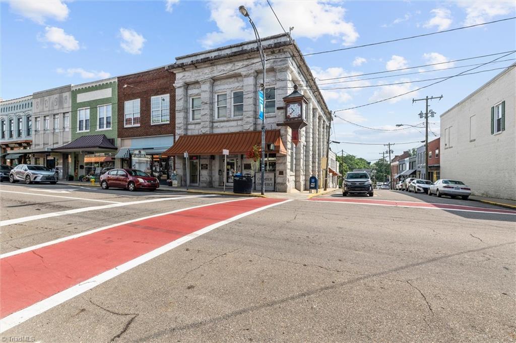 200 N Main Street Property Photo 2
