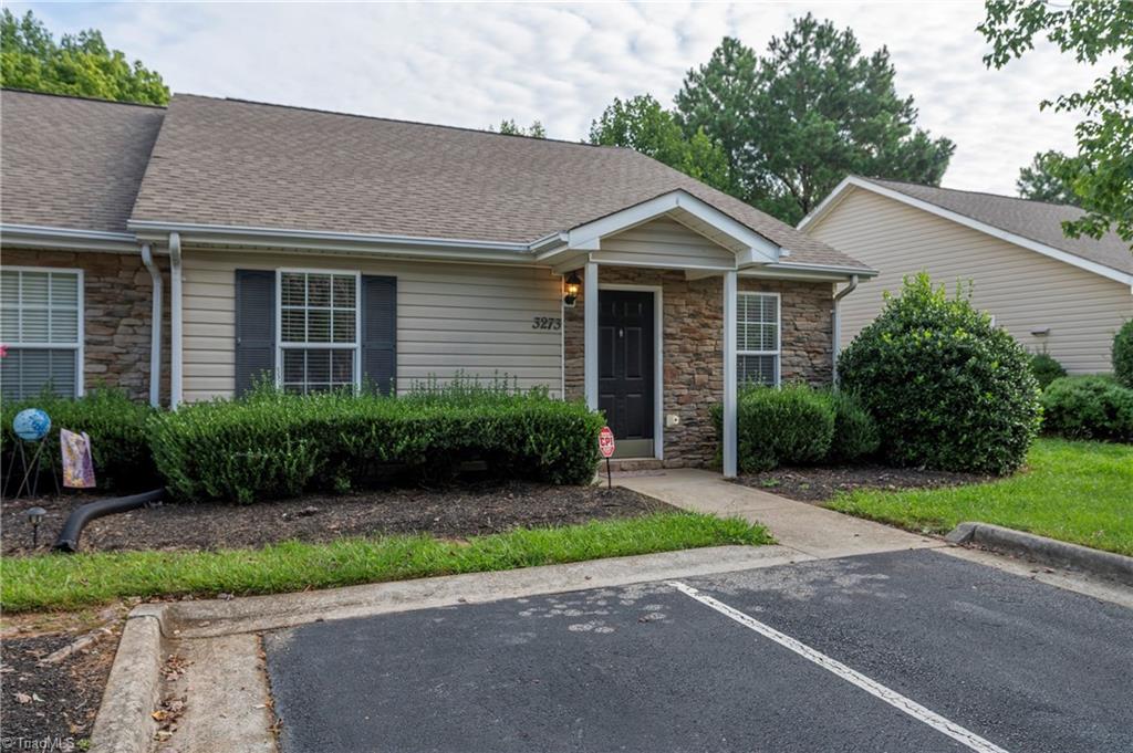 3273 Hyde Place Circle Property Photo 2