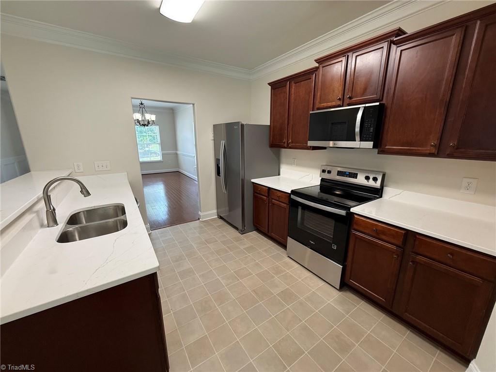3821 Marble Drive Property Photo 7