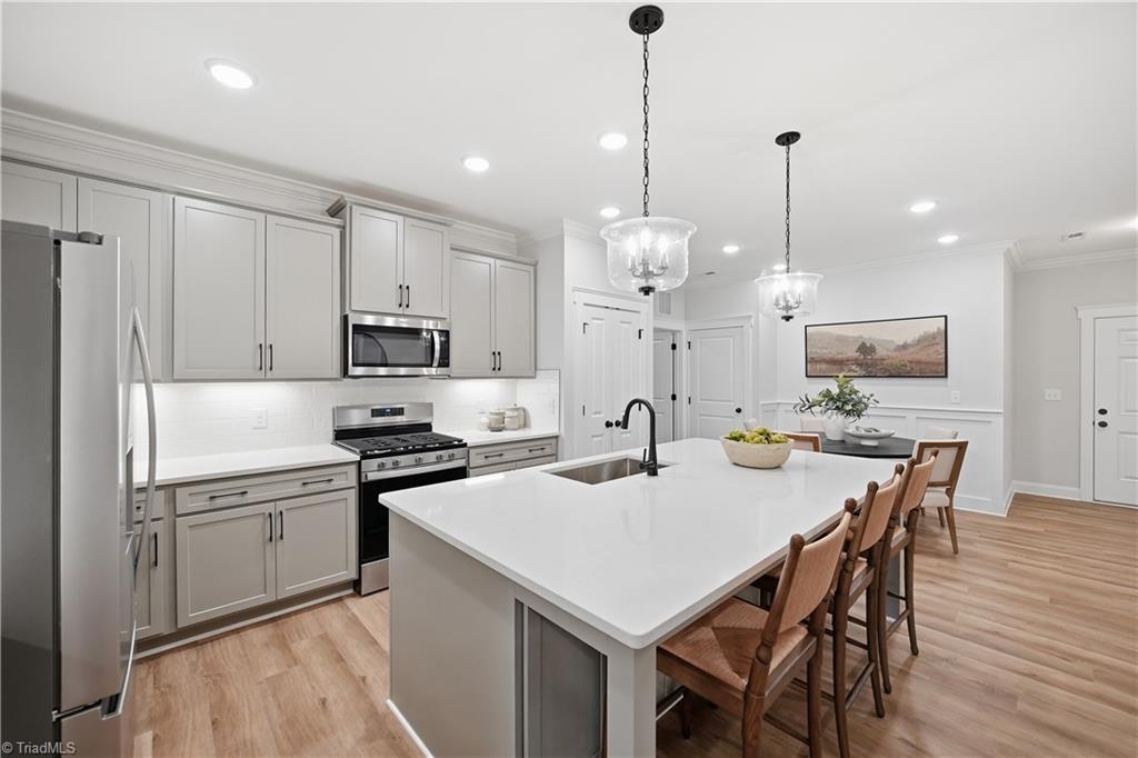 603 Spring Blossom Trace Property Photo 4