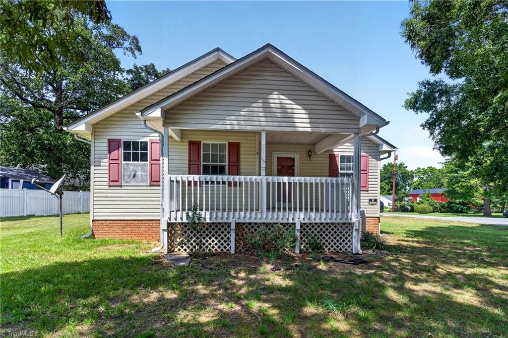 8 Hinkle Street Property Photo 1