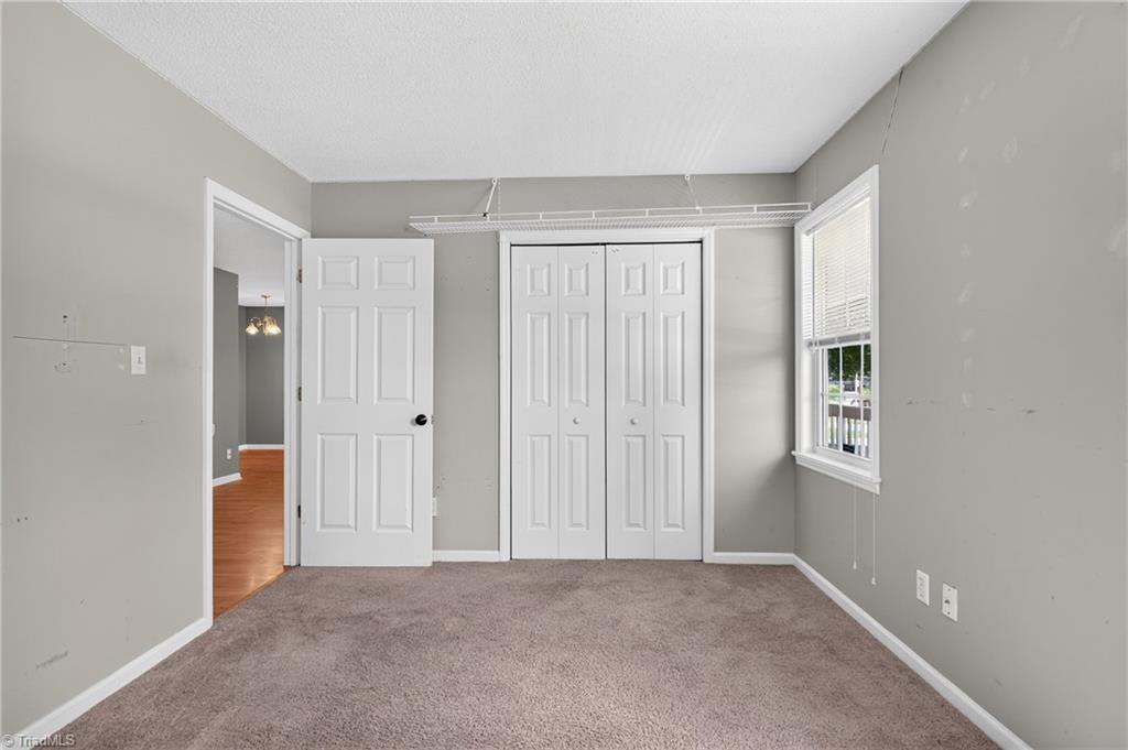 8 Hinkle Street Property Photo 12