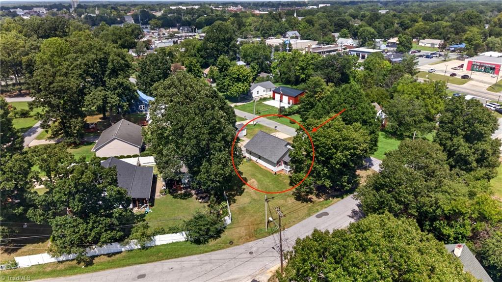 8 Hinkle Street Property Photo 23