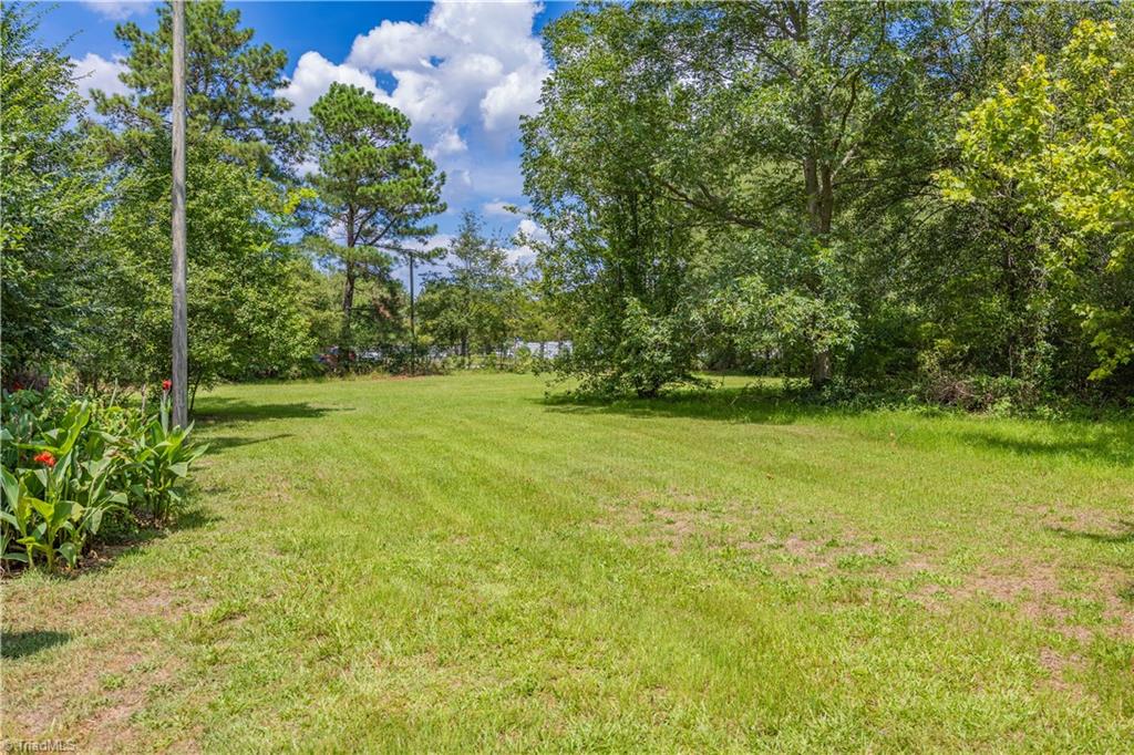 - Sparrow Drive Property Photo 4