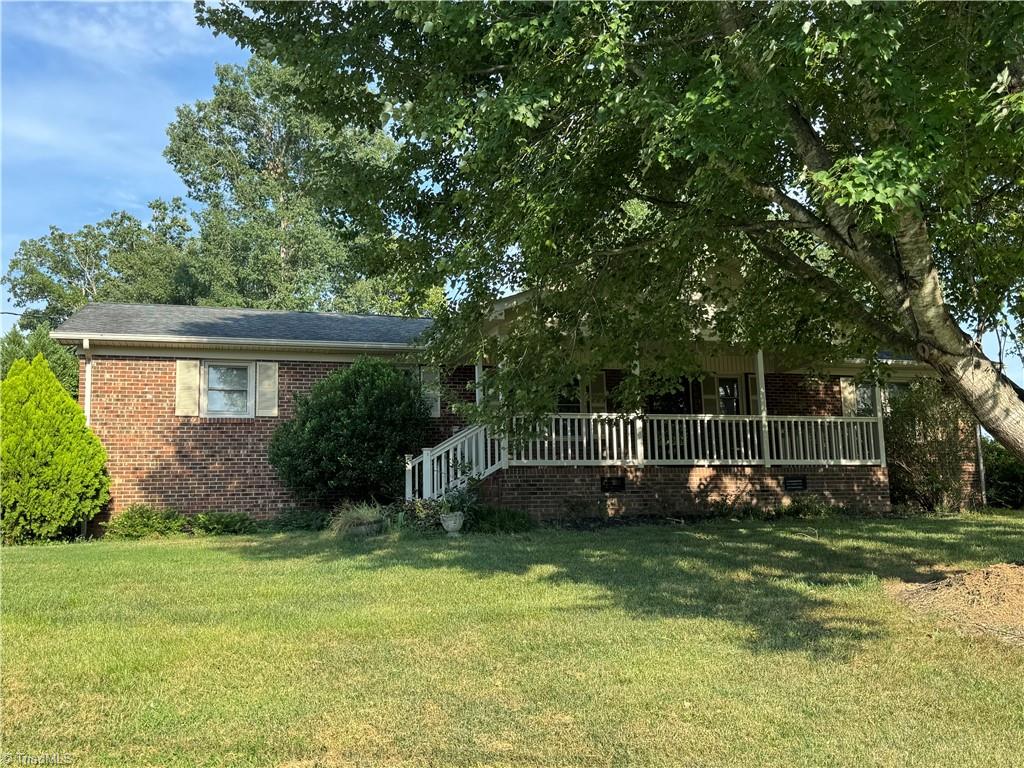 804 Lauras Lane Property Photo 1