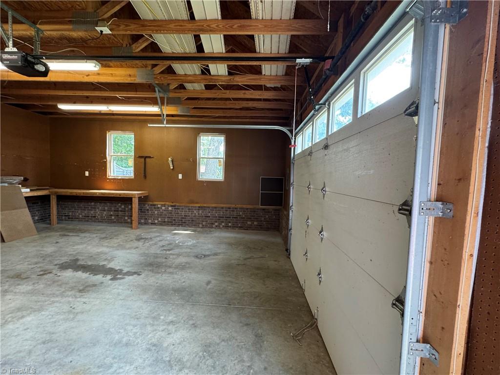 804 Lauras Lane Property Photo 14