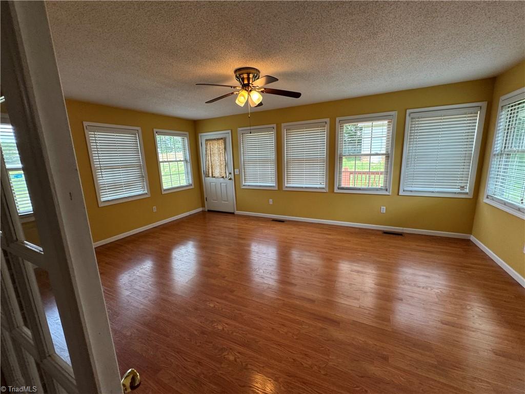 804 Lauras Lane Property Photo 22
