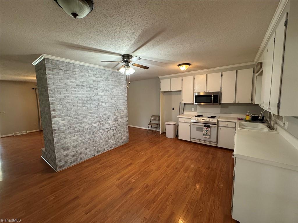 804 Lauras Lane Property Photo 23