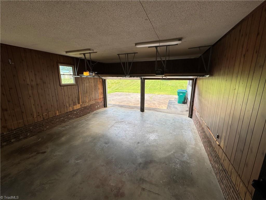 804 Lauras Lane Property Photo 30