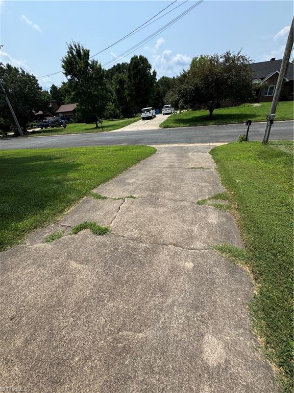 804 Lauras Lane Property Photo 36