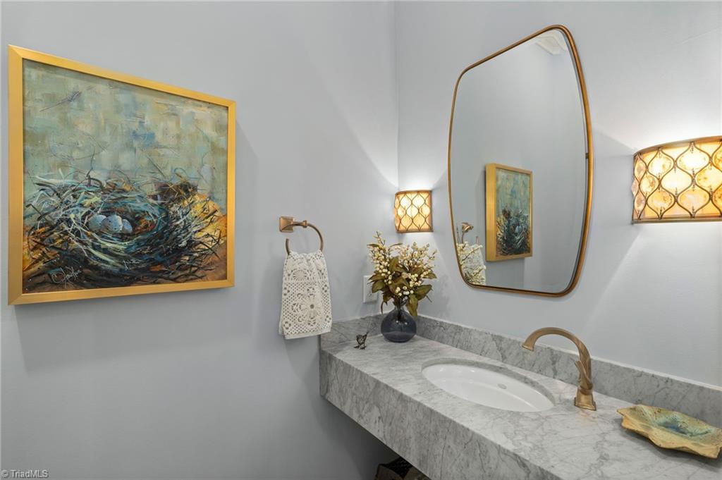 20 Sunfish Point Property Photo 19