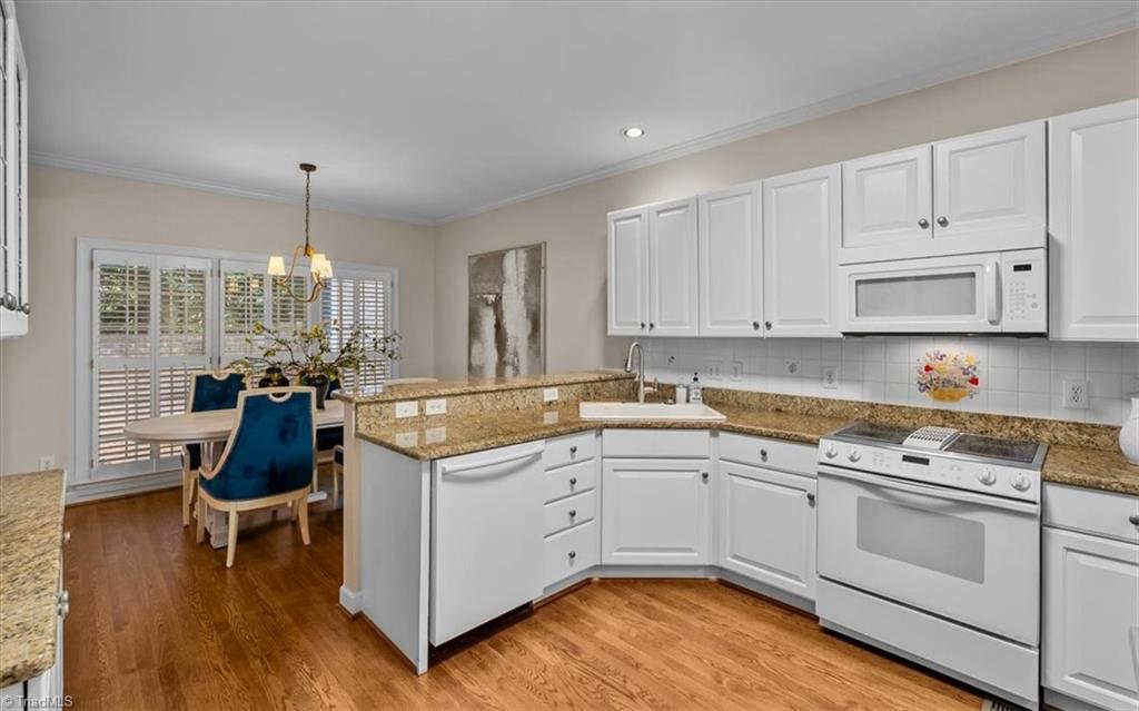 8 Indigo Cove Property Photo 21