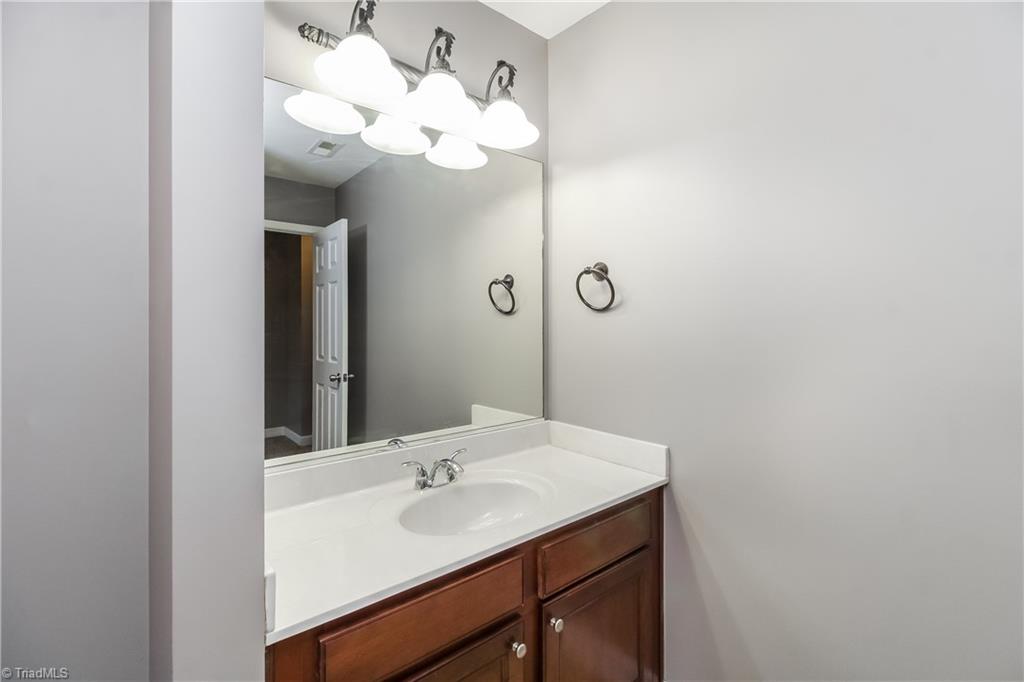 4512 Treebark Lane Property Photo 2