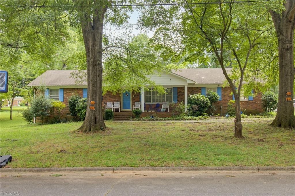 212 Westdale Drive