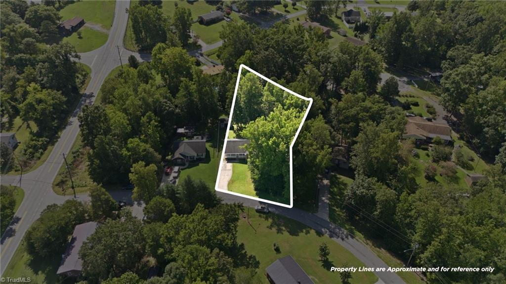 314 Conrad Circle Property Photo 2