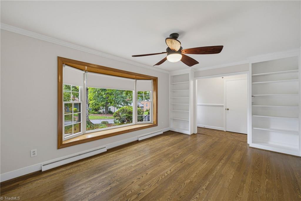 1002 Surry Drive Property Photo 12