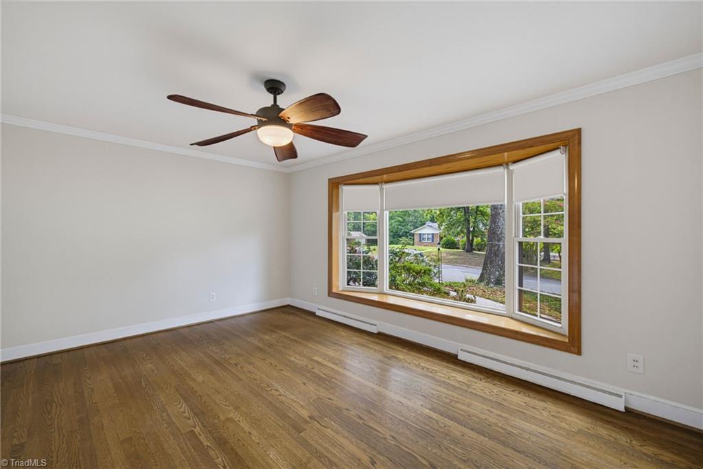 1002 Surry Drive Property Photo 13