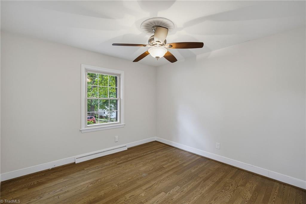 1002 Surry Drive Property Photo 24