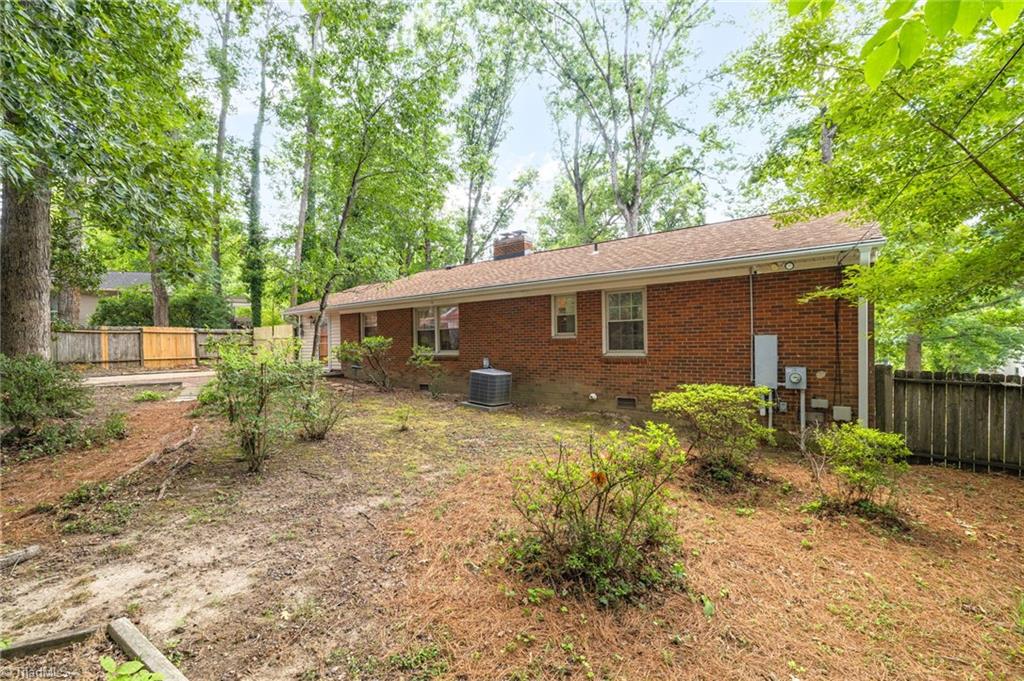 1002 Surry Drive Property Photo 30